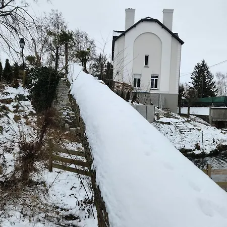 Maison De